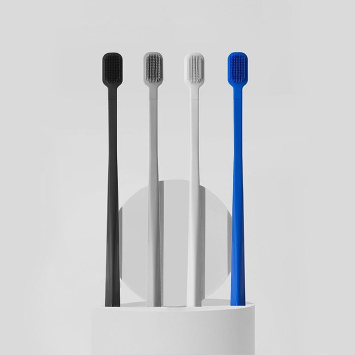 La dens Better Toothbrush
